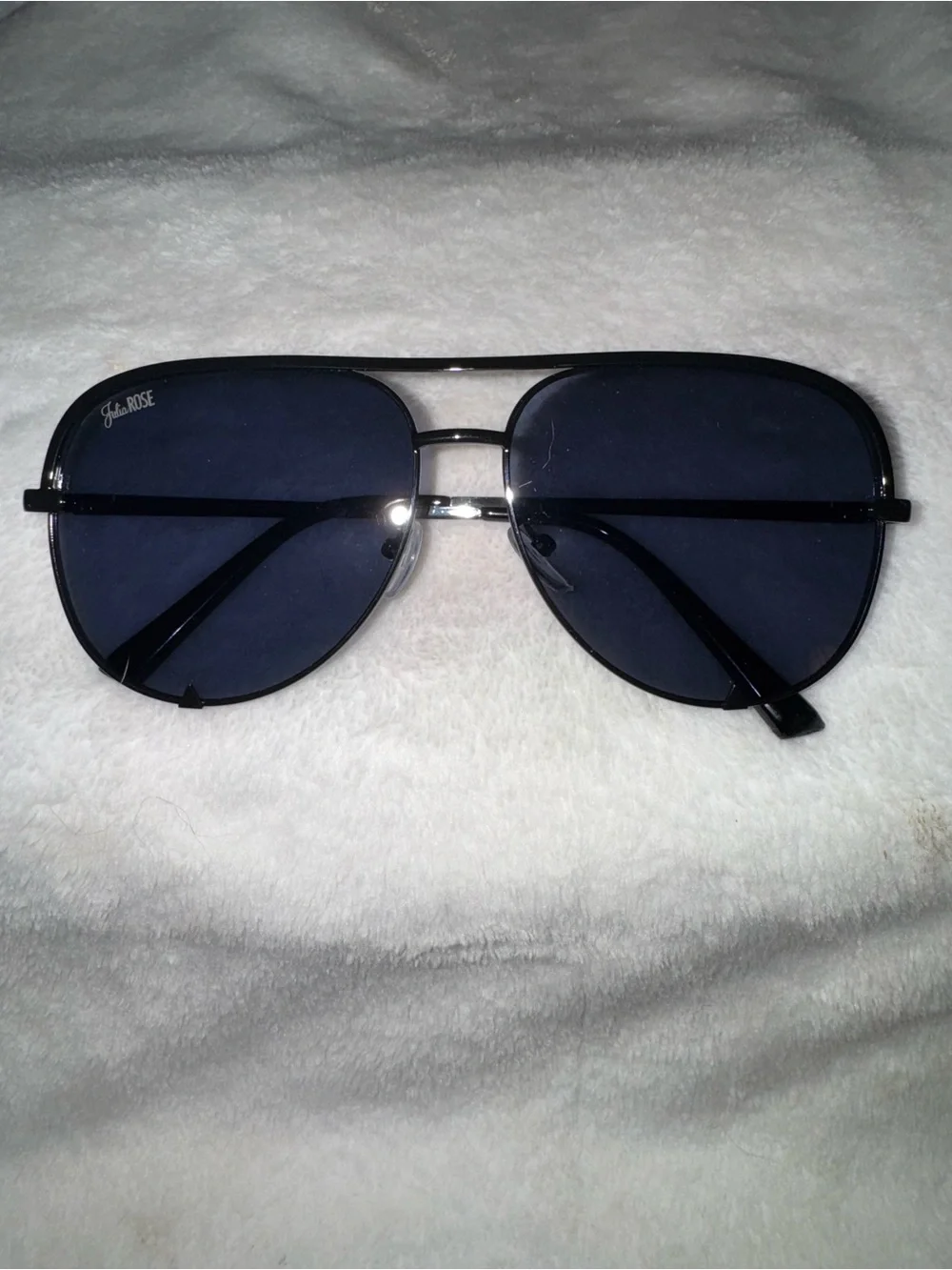 N/A sleek black